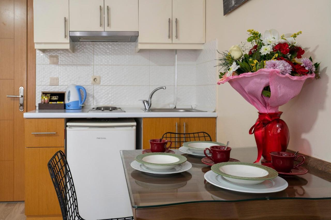Taksim Fidan Suite Истанбул Екстериор снимка